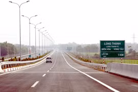 Áp dụng lựa chọn nhà thầu trong trường hợp đặc biệt để mở rộng đoạn cao tốc TPHCM - Long Thành