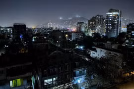 Afghanistan rơi vào hỗn loạn vì mất Internet, hàng loạt chuyến bay bị hủy