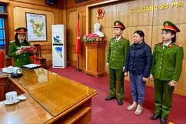Khởi tố nguyên Phó Chủ tịch UBND thị trấn Vinh Quang La Thị Thanh