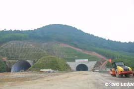 Xem xét đầu tư hoàn chỉnh 2 ống hầm Đèo Bụt trên cao tốc Vũng Áng - Bùng