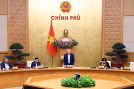 Phó Thủ tướng Thường trực họp với Trường Hải, Vinspeed và 3 doanh nghiệp về đường sắt tốc độ cao Bắc - Nam