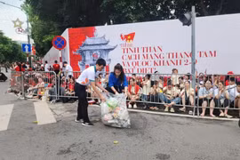 Công an Hà Nội khuyến cáo người dân giữ gìn văn minh khi đi xem diễu binh, diễu hành