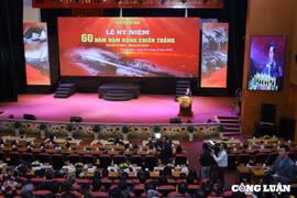 Thiêng liêng Lễ kỷ niệm 60 năm Hàm Rồng chiến thắng