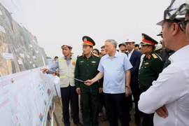 Quyết tâm hoàn thành thông tuyến chính cao tốc 4 dự án tại miền Trung trước ngày 30/9/2025