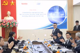 Báo Nhân Dân tổ chức tọa đàm về đòn bẩy thị trường vốn để Việt Nam bứt phá trong kỷ nguyên số