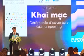 Hà Nội khai mạc Liên hoan Nhiếp ảnh quốc tế Photo Hanoi'25