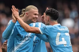 Điểm tin thể thao 27/12: Đình Bắc dành toàn bộ tiền thưởng làm từ thiện, Man City trước cơ hội giành ngôi đầu Premier League