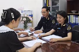 Chi cục Hải quan khu vực II luôn chú trọng phổ biến chính sách, gỡ vướng pháp lý cho doanh nghiệp