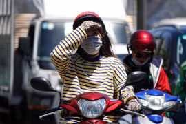 TP. HCM nắng 36 độ C, không khí tương đối trong lành