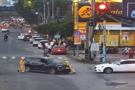 Lời khai của đối tượng lao xe ô tô vào cán bộ Công an tỉnh Nghệ An