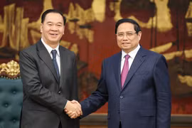 Sớm lập dự án, triển khai xây dựng Trường Đại học Lào - Việt tại Lào