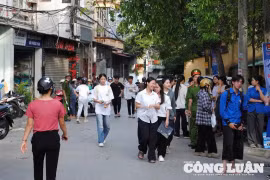 Hơn 43.000 thí sinh Thanh Hóa bước vào ngày thi đầu tiên kỳ thi tuyển sinh vào lớp 10 THPT