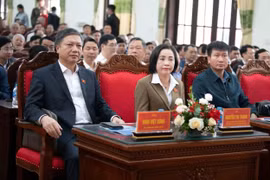 Phó Chủ tịch Quốc hội Nguyễn Thị Thanh tiếp xúc cử tri tại tỉnh Ninh Bình
