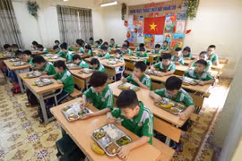 Chuẩn hóa dinh dưỡng học đường: Việc cấp thiết cần được thực thi