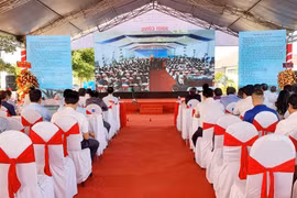 Cà Mau khởi công 2 tuyến đường chào mừng Đại hội đại biểu toàn quốc lần thứ XIV của Đảng