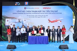Petrolimex ra mắt Nhiên liệu hàng không bền vững (SAF) chào mừng 70 năm thành lập Tập đoàn