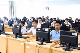 Thi công chức: Quên ký xác nhận nộp bài cũng có thể nhận điểm 0