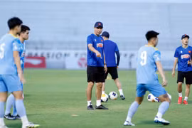 Điểm tin thể thao 30/11: Nhiều kênh truyền hình phát sóng SEA Games 33, Chelsea đại chiến Arsenal đêm nay