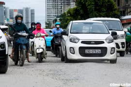 Hà Nội: Tuyến đường dài hơn 2km thi công gần 10 năm vẫn dang dở