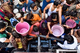 Cơn khát nước của những 'gã khổng lồ' đồ uống ở Ấn Độ