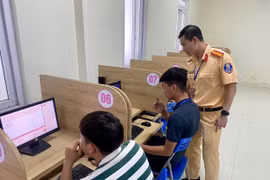 Hà Nội: Tổ chức thi sát hạch cho khoảng 2.000 - 3.000 học viên/ngày