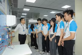 Điểm chuẩn chạm mức 29 của một trường đại học sau lọc ảo lần 2