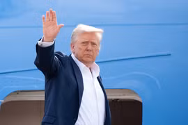 Ông Trump kiện tờ báo đăng tin liên quan vụ 'tỷ phú ấu dâm' Epstein