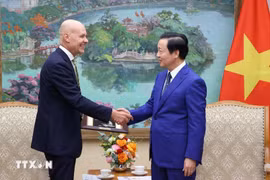 Việt Nam – Hà Lan tăng cường hợp tác ứng phó biến đổi khí hậu, chia sẻ mô hình “Động lực cát”