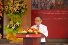 Khai mạc triển lãm “Những người con của Tổ quốc” tại Bảo tàng Mỹ thuật Việt Nam