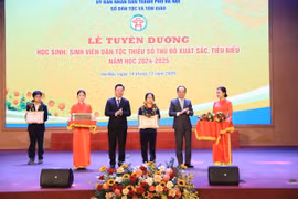 Tôn vinh trí tuệ và khát vọng vươn lên của học sinh, sinh viên dân tộc thiểu số Thủ đô