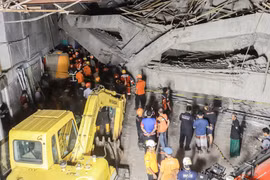 Sập trường học ở Indonesia: 3 người thiệt mạng, hàng chục người mất tích