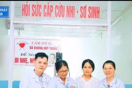 Bệnh nhi nặng 2kg thủng dạ dày được cứu sống ngoạn mục tại Quảng Trị