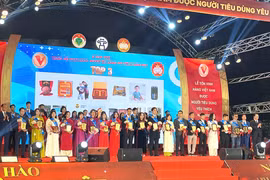 Tôn vinh sản phẩm 'Hàng Việt Nam được người tiêu dùng yêu thích' năm 2025