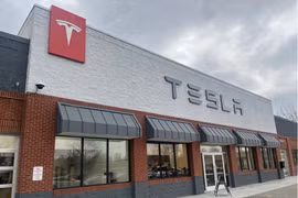 Hơn 850.000 xe Tesla, Ford, Toyota, Maserati bị thu hồi