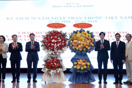 Bệnh viện C Đà Nẵng phấn đấu xứng đáng là nơi trao gửi niềm tin của cán bộ trung, cao cấp và nhân dân