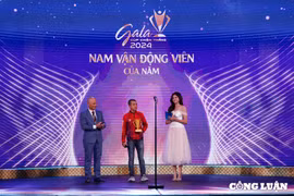 Trần Quyết Chiến và Trịnh Thu Vinh giành giải vận động viên của năm