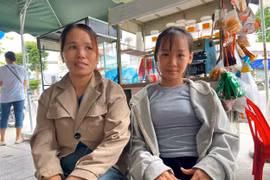 Kon Tum: Những người mẹ vùng biên sát cánh cùng con “vượt vũ môn”