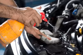 Động cơ xe có thể bị ướt không và cách xử lý
