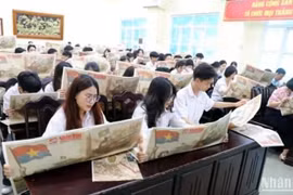 Phụ san đặc biệt của Báo Nhân Dân đến với cán bộ giáo viên và học sinh tỉnh Thái Bình