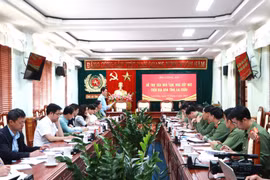 Bộ Công an đề nghị tỉnh Lai Châu lựa chọn hộ gia đình cần thiết để xóa nhà tạm, không để ‘lạc địa chỉ’