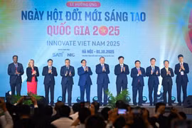 Tiếp tục đẩy mạnh ứng dụng AI, “siêu cảng” Việt Nam SuperPort™ của T&T Group gây ấn tượng mạnh tại VIIE 2025