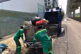 TP HCM: Đấu thầu dịch vụ thu gom, vận chuyển rác thải trên địa bàn quận Bình Thạnh trị giá gần 220 tỷ đồng