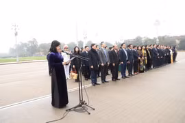Ngành Y tế báo công dâng Bác