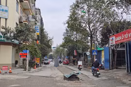 Chủ đầu tư 'thúc' nhà thầu hoàn trả mặt đường sau phản ánh mất an toàn giao thông