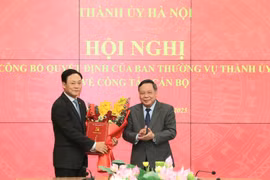 Ban Thường vụ Thành ủy Hà Nội công bố quyết định về công tác cán bộ