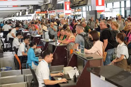 Đại lý bán vé máy bay quá quy định sẽ bị xử lý