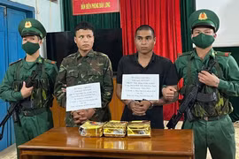 Kon Tum: Triệt phá đường dây vận chuyển ma túy, thu giữ 3kg ma túy đá