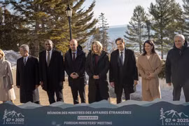 Mỹ cùng G7 thúc giục Nga chấp nhận lệnh ngừng bắn ở Ukraine