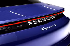 Chủ xe Porsche nổi giận kiện hãng vì lý do không hề liên quan đến xe