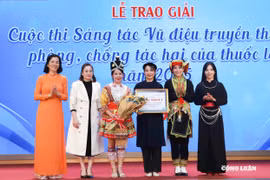 Trao giải 'Sáng tác vũ điệu truyền thông về phòng, chống tác hại của thuốc lá'